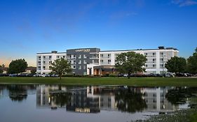 Courtyard By Marriott Evansville East